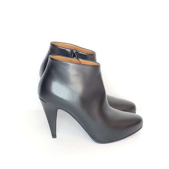 BALENCIAGA Boots Women Black Leather (calf) - FCM162 - Picture 1 of 12